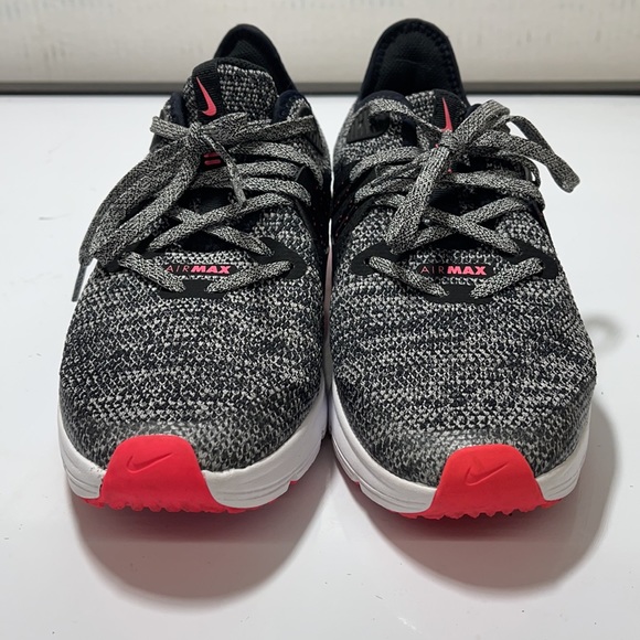 Nike Airmax heathered black and coral youth 6 EUC! - Picture 2 of 7